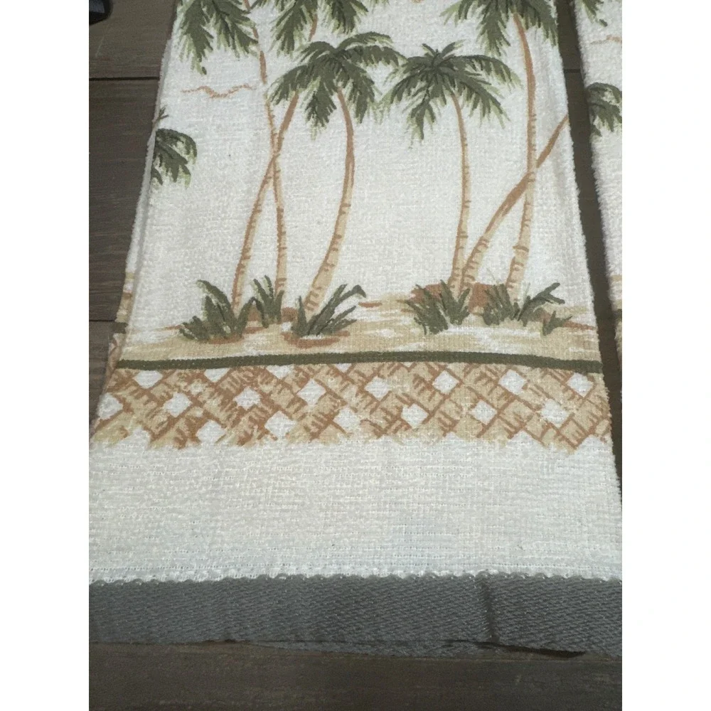 KitchenWorks B&D Palm Tree Tropical Cotton Kitchen Towels Set of 2 Cream Green